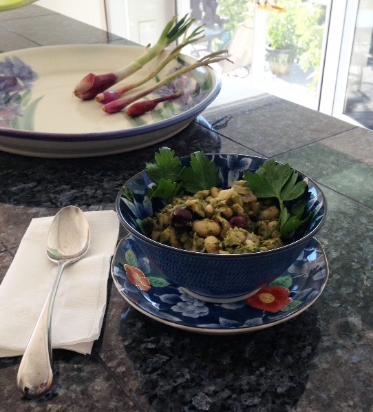 Cannellini Beans with Basil Pesto and Kalamata Olives